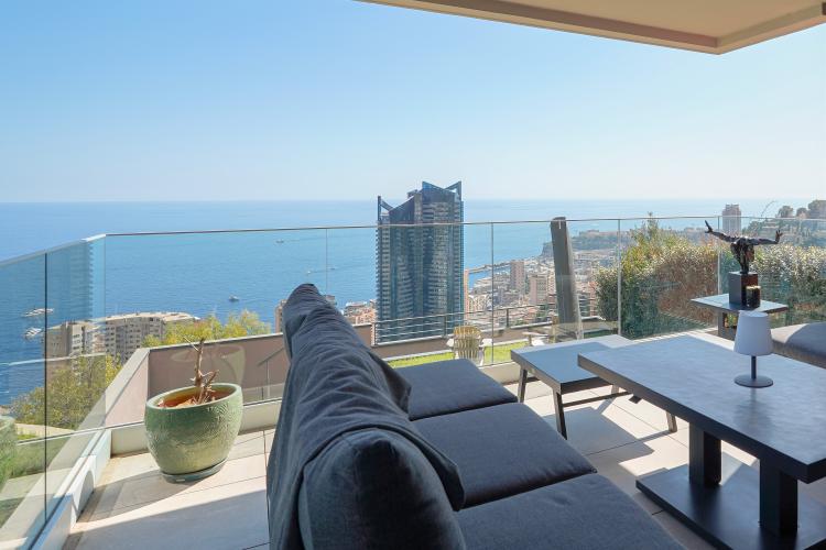 BEAUSOLEIL - APPARTEMENT 4 PIÈCES - VUE MER PANORAMIQUE
