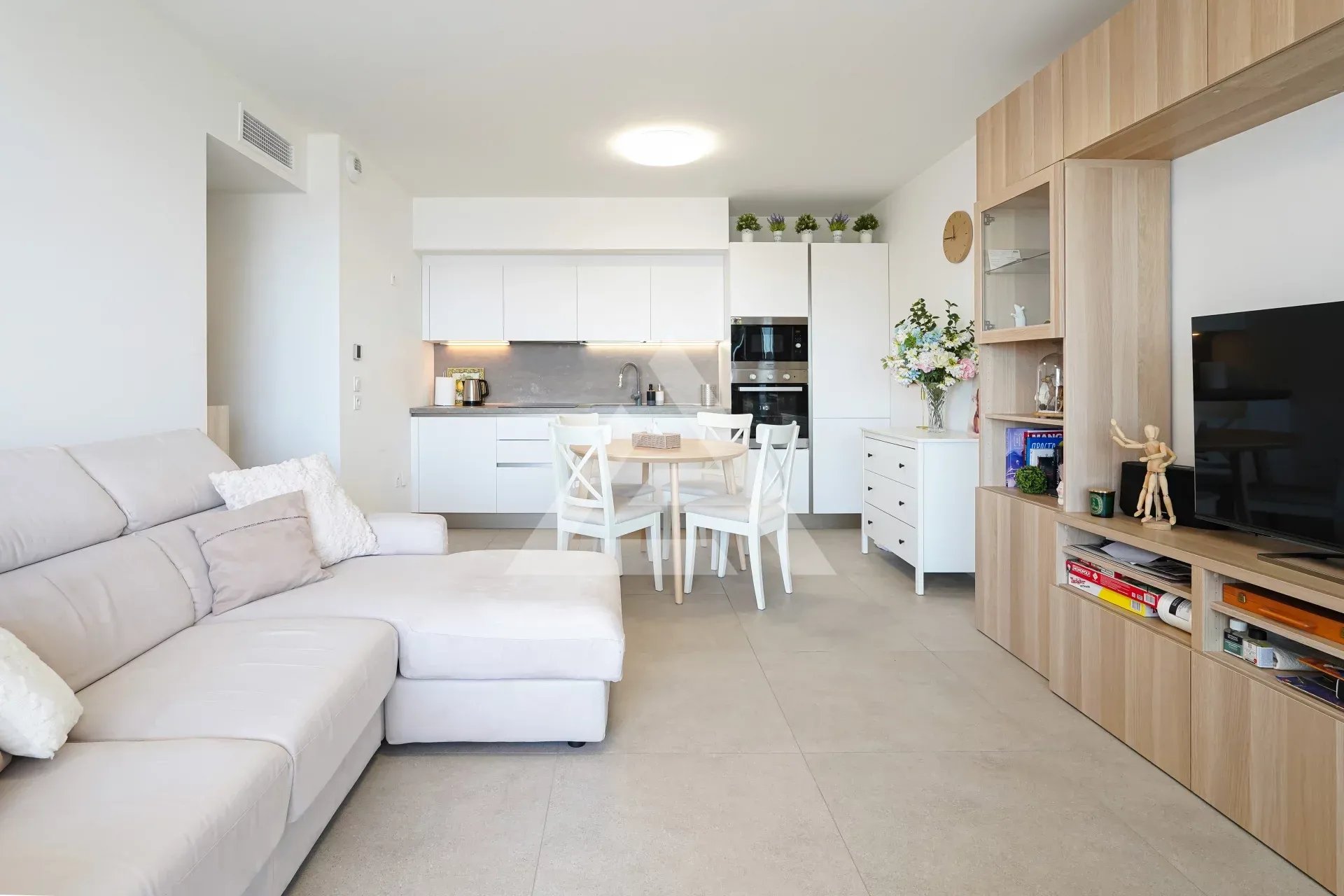 BEAUSOLEIL - 2 PIECES VUE MER - RESIDENCE DE STANDING