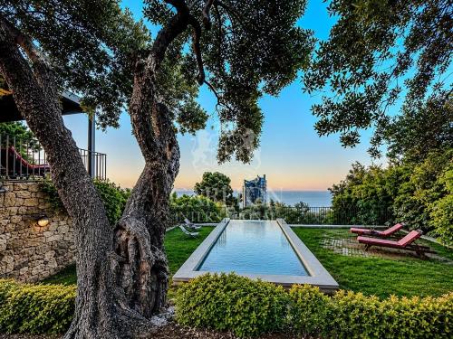Villa avec vue panoramique sur Monaco et la Méditerranée