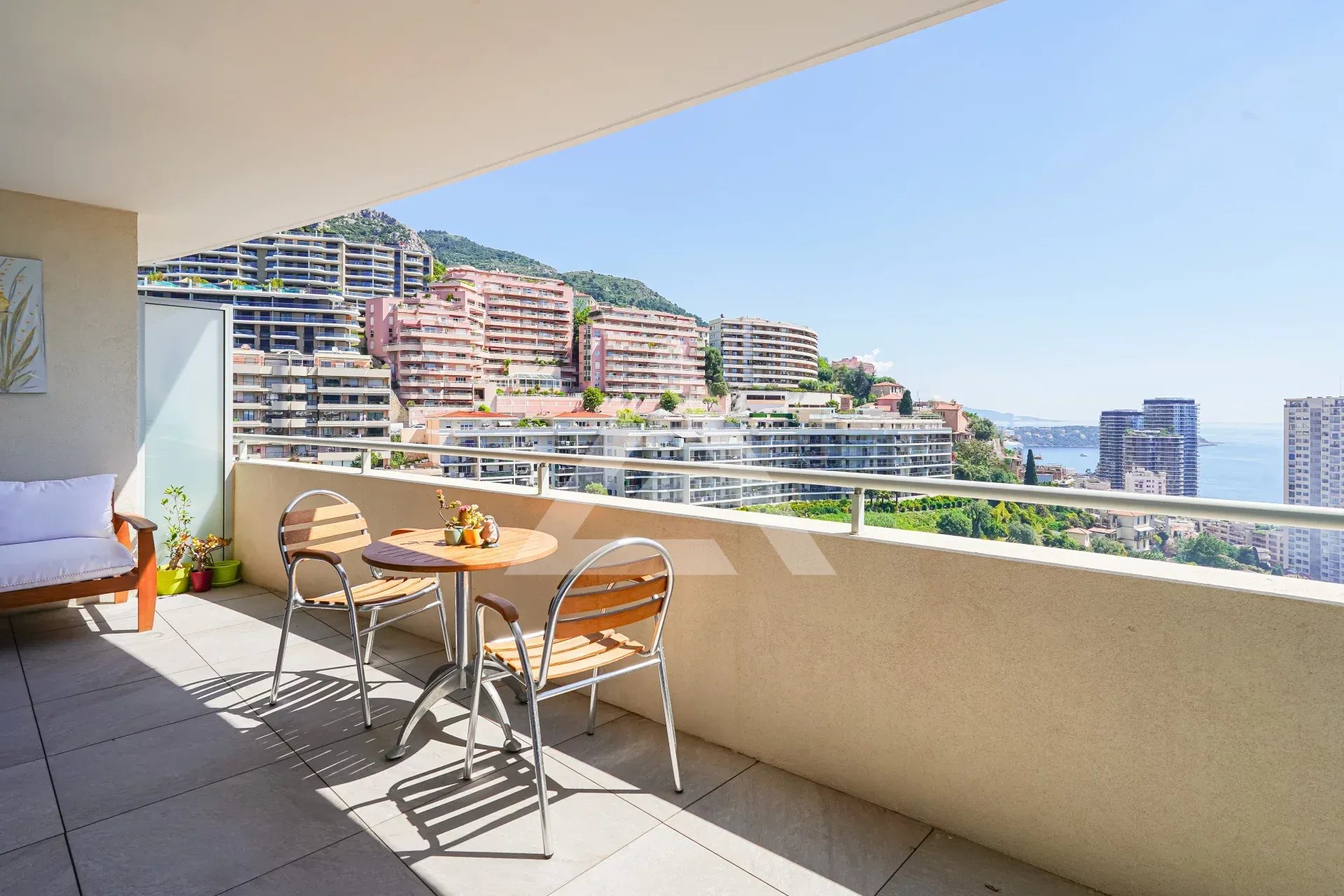 BEAUSOLEIL - 2 PIECES VUE MER - RESIDENCE DE STANDING