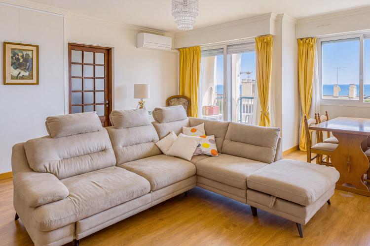 BEAUSOLEIL - APPARTEMENT 4 PIÈCES - VUE MER