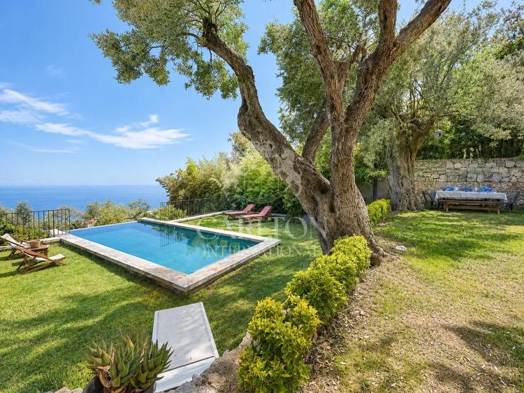 Villa avec vue panoramique sur Monaco et la Méditerranée