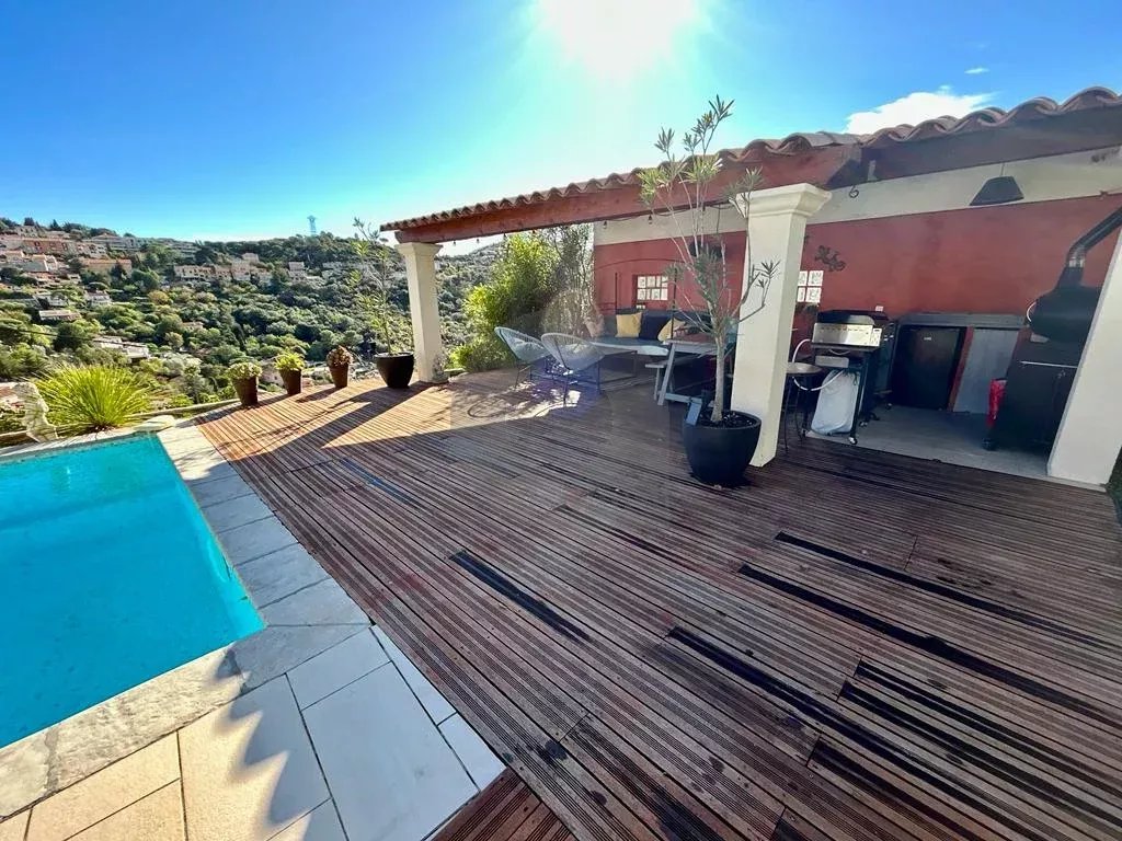 A VENDRE - LA TURBIE - MAISON DE CARACTERE 5P 170M2 - PISCINE POOLHOUSE JARDIN