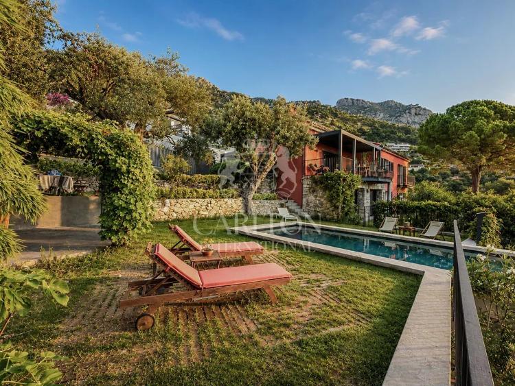 Villa avec vue panoramique sur Monaco et la Méditerranée