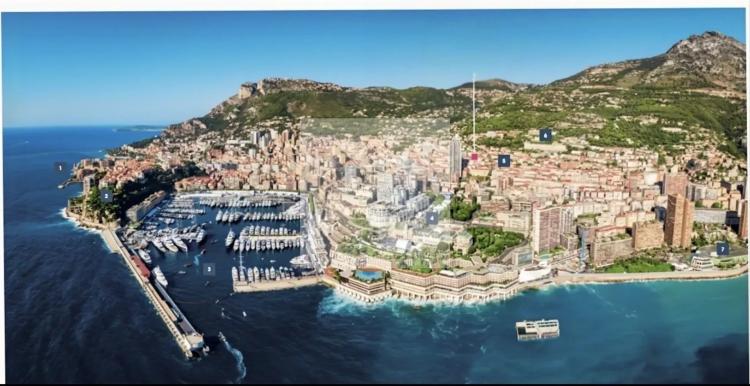 Luxueuse villa sur toit aux portes de Monaco