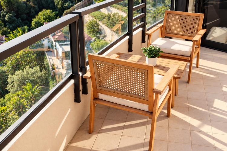 BEAUSOLEIL – SUPERBE 3 PIÈCES AVEC TERRASSE ET VUE MER - AUX PORTES DE MONACO