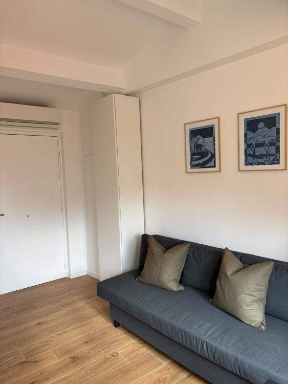GRAND STUDIO MEUBLÉ RÉNOVÉ AVEC COIN NUIT ET VUE MER – BEAUSOLEIL