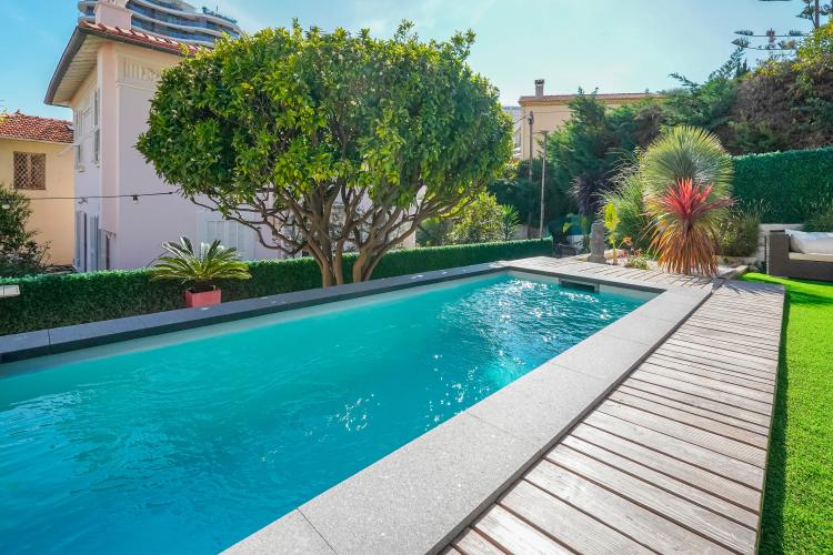 BEAUSOLEIL - VILLA - PISCINE - GARAGE & PARKING