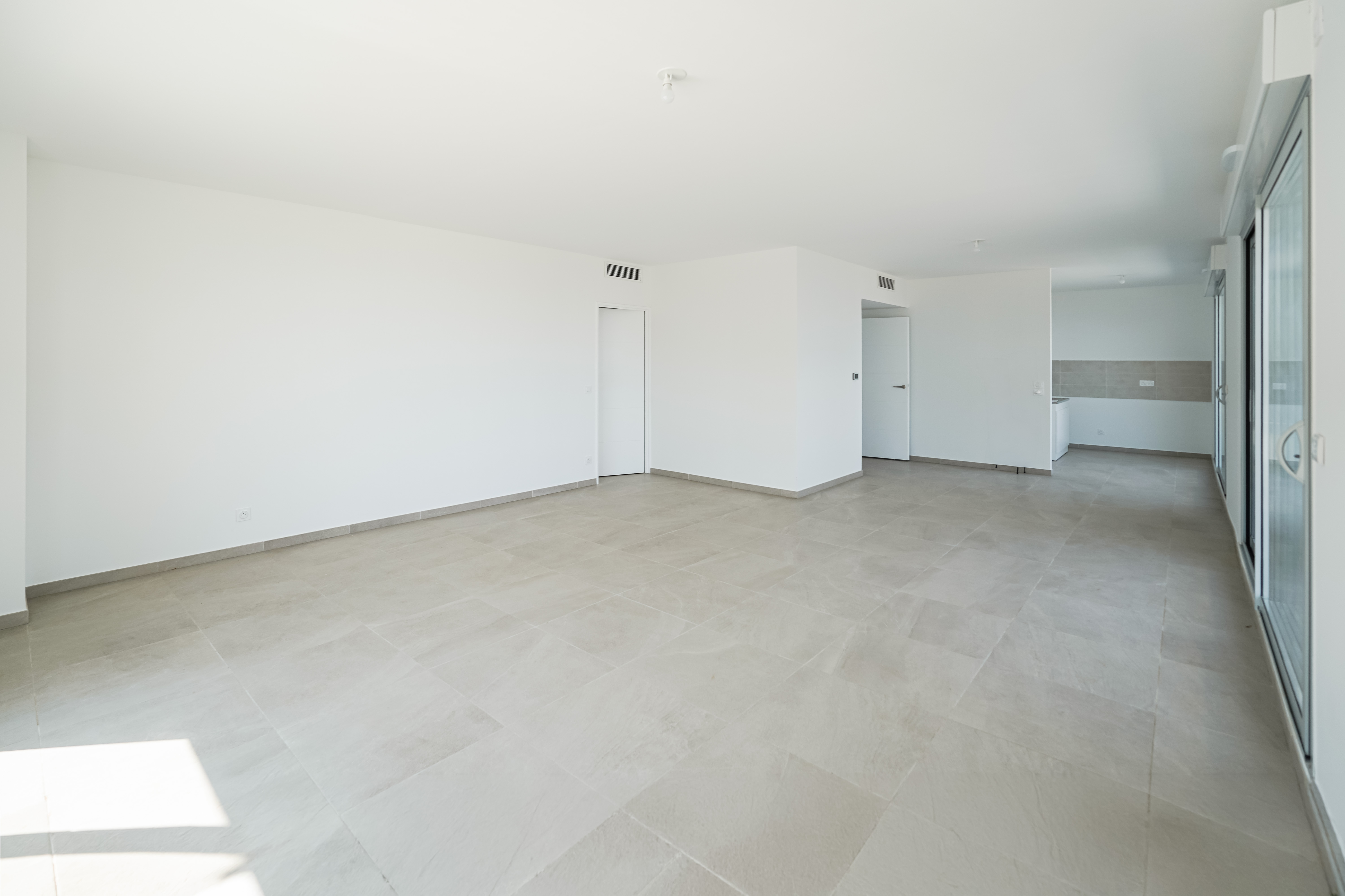 BEAUSOLEIL - APPARTEMENT 5 PIÈCES - RESIDENCE NEUVE