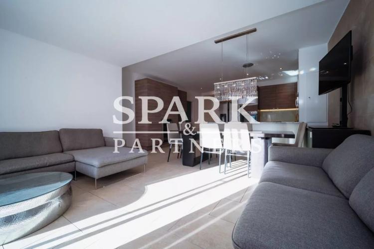 Beausoleil - Superbe appartement 4 pièces - vue imprenable sur la mer