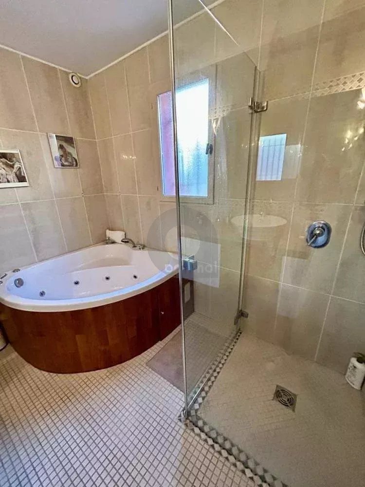 A VENDRE - LA TURBIE - MAISON DE CARACTERE 5P 170M2 - PISCINE POOLHOUSE JARDIN