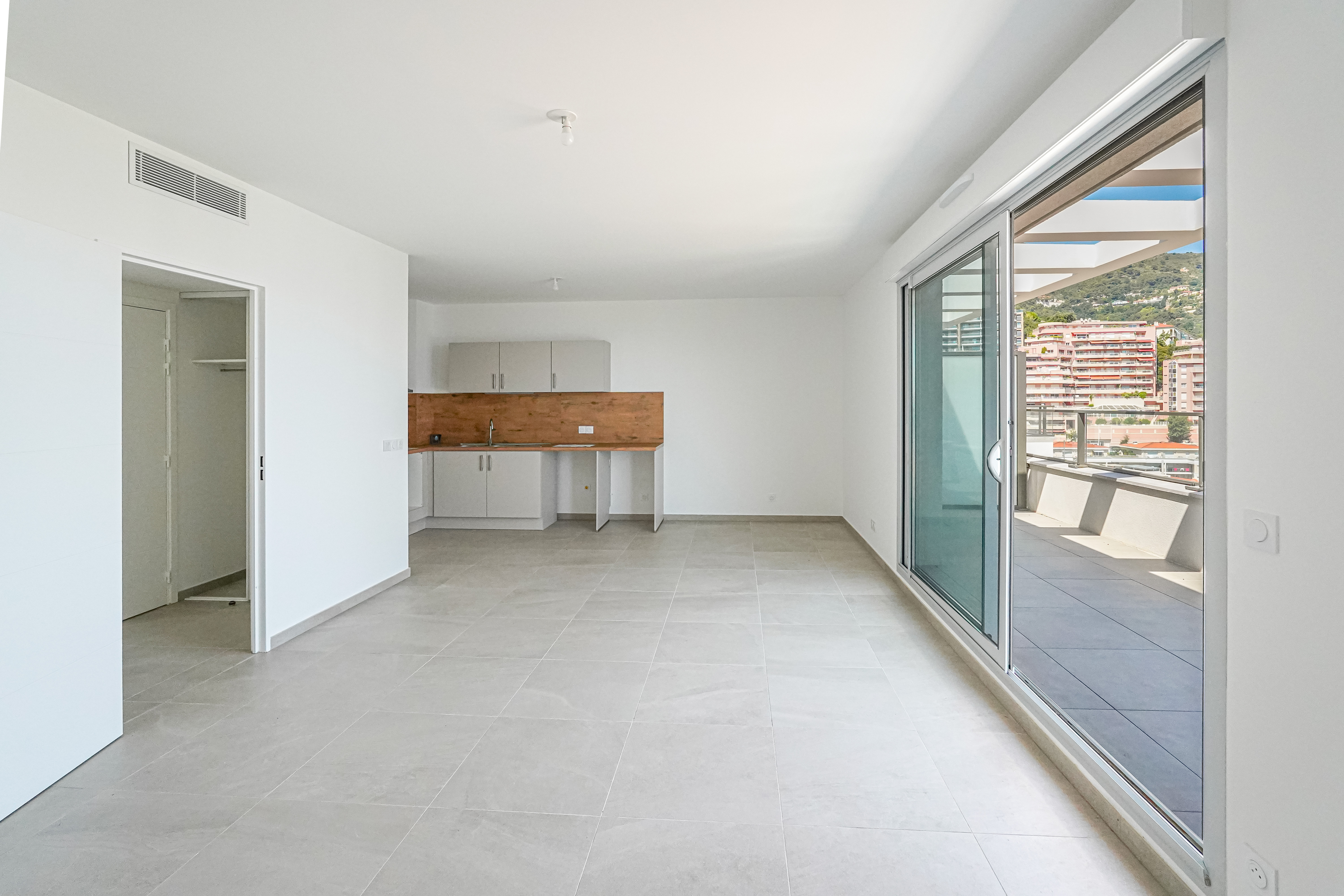 BEAUSOLEIL - APPARTEMENT 2 PIÈCES - RESIDENCE NEUVE