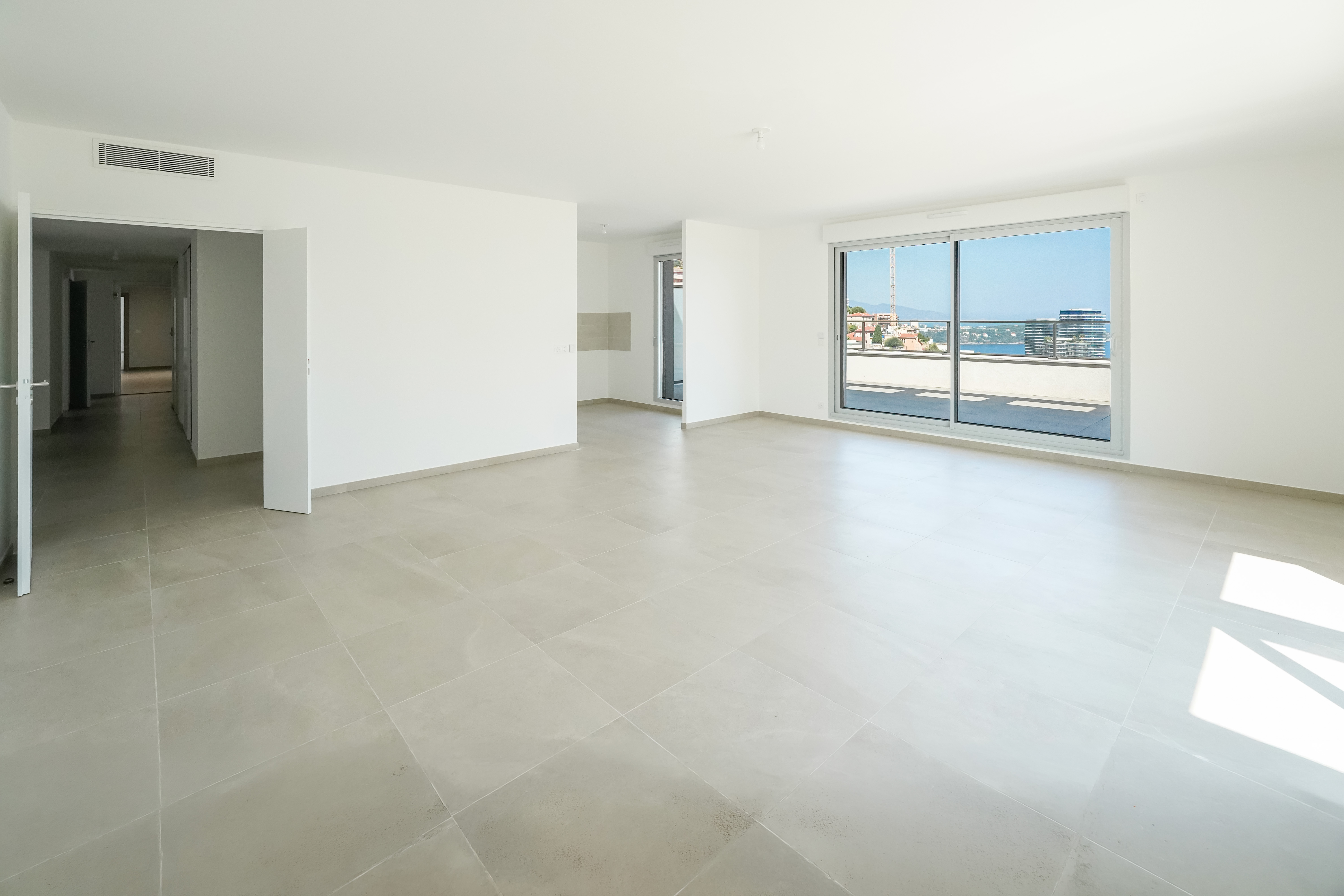 BEAUSOLEIL - APPARTEMENT 5 PIÈCES - RESIDENCE NEUVE