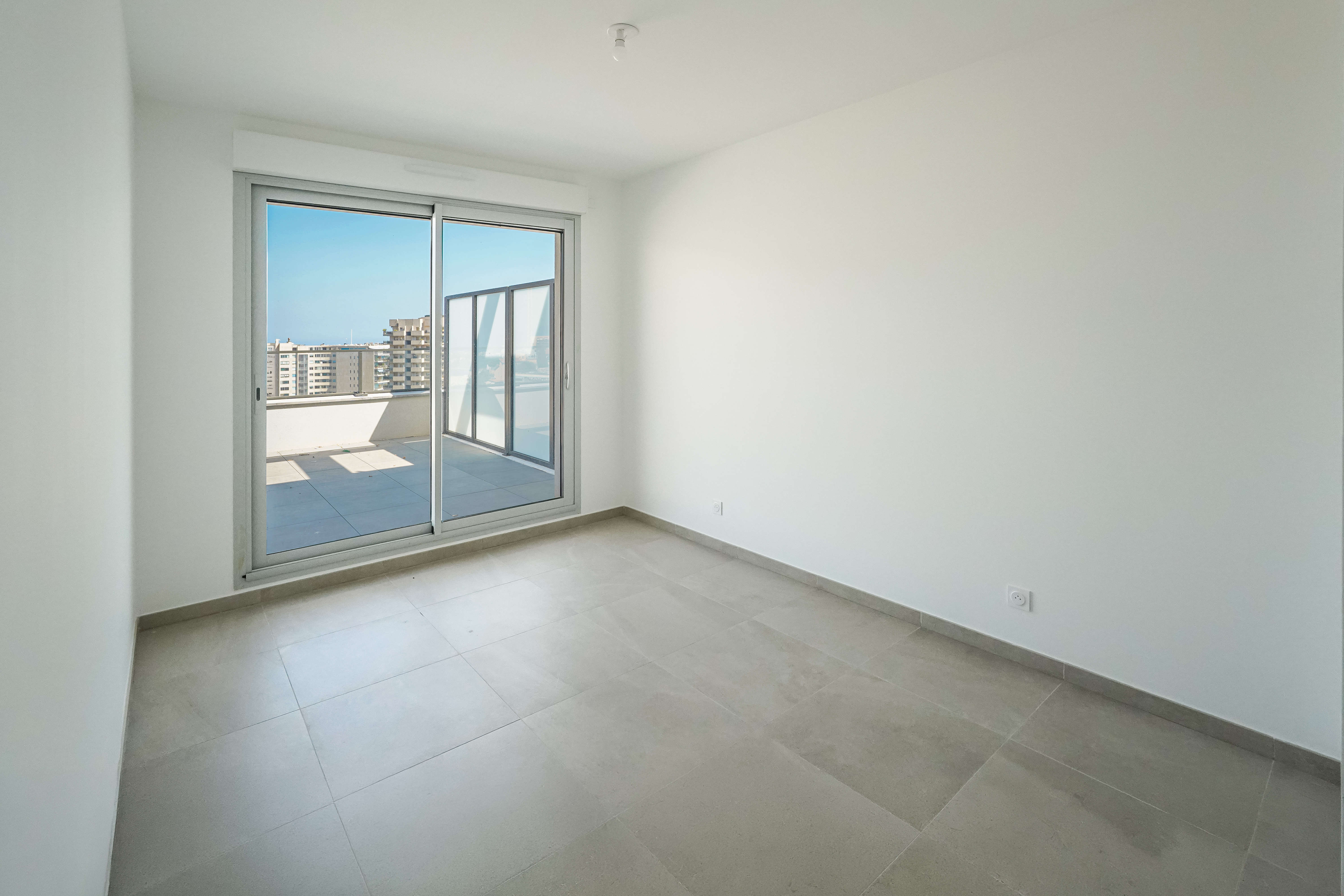 BEAUSOLEIL - APPARTEMENT 2 PIÈCES - RESIDENCE NEUVE