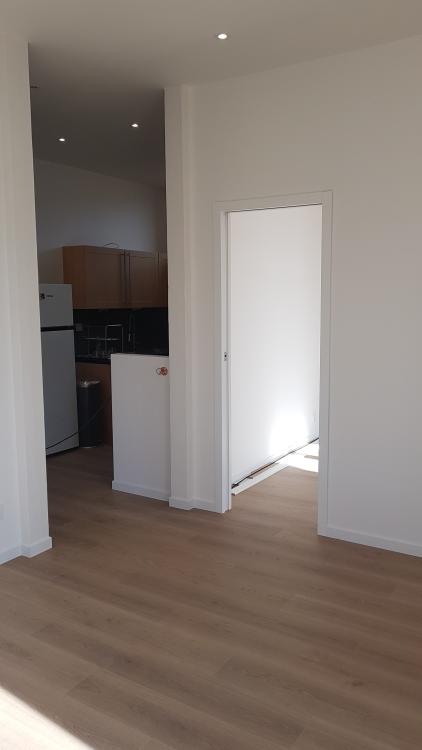 zeeRn_appartement-beausoleil_pasteur_2d_vue_cuisine_du_salon.jpg
